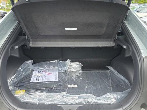Metropolis Gray Metallic 2026 Subaru Uncharted Sport