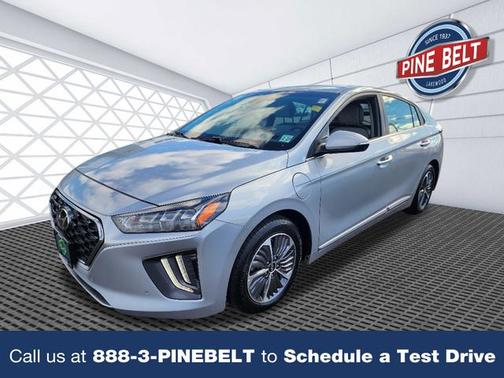 2022 Hyundai IONIQ Plug-In Hybrid Limited