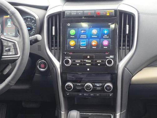 Crystal White Pearl 2022 Subaru Ascent Limited 7-Passenger