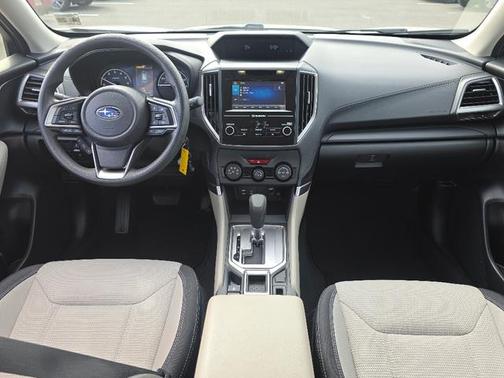 Crystal White Pearl 2023 Subaru Forester Base