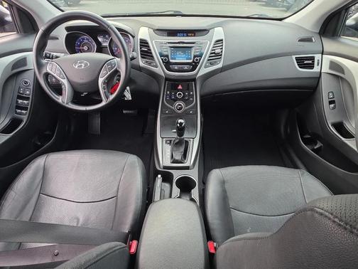 Titanium Gray Metallic 2015 Hyundai ELANTRA Limited