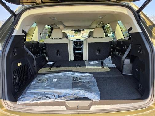 Autumn Green Metallic 2026 Subaru Ascent Limited 7-Passenger