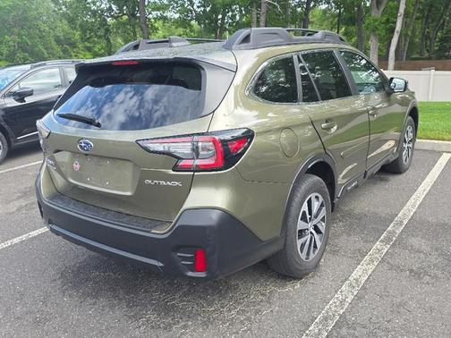 Autumn Green Metallic 2021 Subaru Outback Premium
