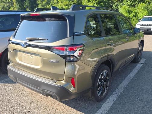 Autumn Green Metallic 2025 Subaru Forester Hybrid Limited