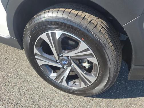 Crystal White Pearl 2026 Subaru Crosstrek Premium