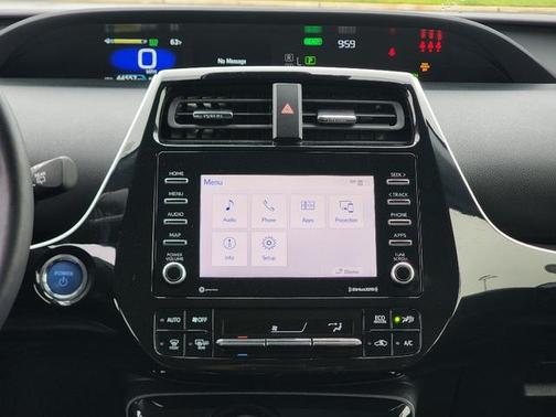 2022 Toyota Prius LE