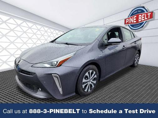 2022 Toyota Prius LE