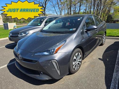 2022 Toyota Prius LE