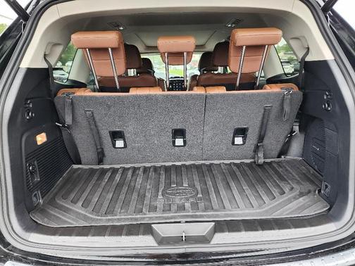 2024 Subaru Ascent Touring 7-Passenger