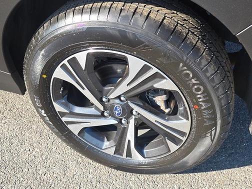 Crystal Black Silica 2024 Subaru Crosstrek Premium
