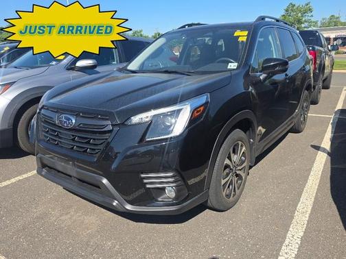 Crystal Black Silica 2023 Subaru Forester Limited
