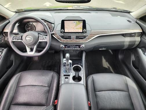 2021 Nissan Altima Platinum Intelligent AWD