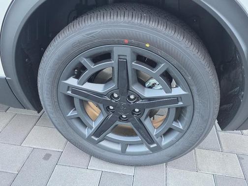 White 2026 Subaru Uncharted GT