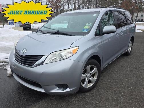 2012 Toyota Sienna 