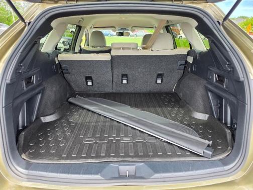 Autumn Green Metallic 2020 Subaru Outback Premium