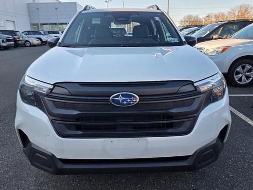 2025 Subaru Forester Base