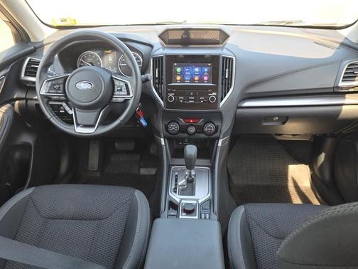 Crystal White Pearl 2019 Subaru Forester Premium