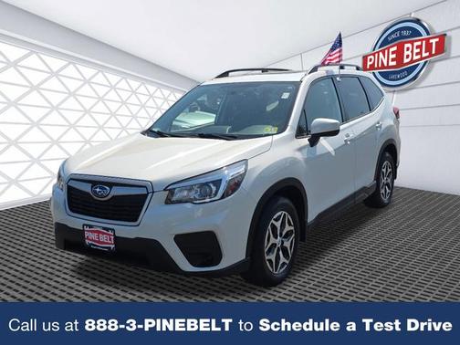 Crystal White Pearl 2019 Subaru Forester Premium