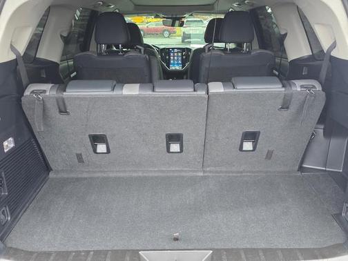 Autumn Green Metallic 2024 Subaru Ascent Onyx Edition 7-Passenger