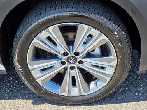 Cosmic White Pearl 2024 Subaru Solterra Limited