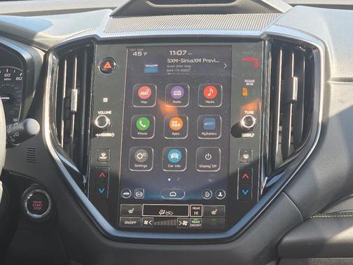 Crystal White Pearl 2023 Subaru Ascent Onyx Edition Limited 7-Passenger