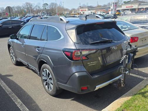 Magnetite Gray Metallic 2025 Subaru Outback Touring XT