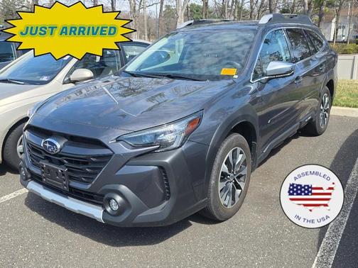 Magnetite Gray Metallic 2025 Subaru Outback Touring XT