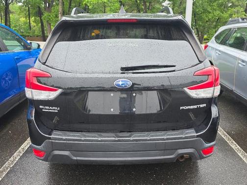 Crystal Black Silica 2020 Subaru Forester Premium