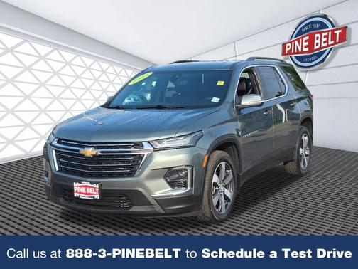 Silver Sage Metallic 2023 Chevrolet Traverse LT Leather