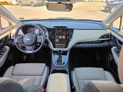 Crystal Black Silica 2025 Subaru Outback Limited XT