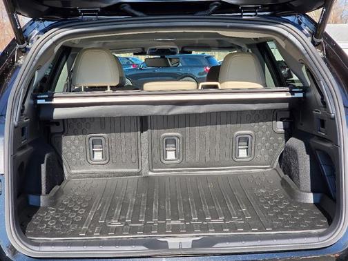 Crystal Black Silica 2025 Subaru Outback Limited XT