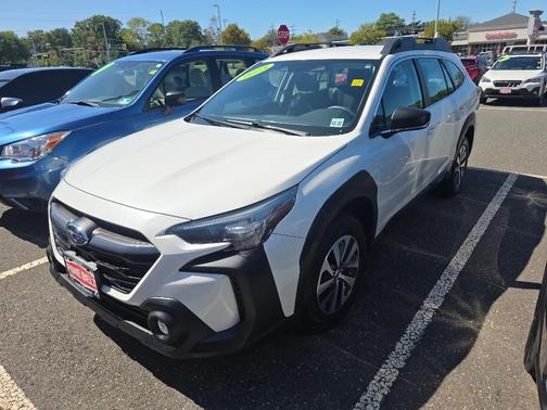 Crystal White Pearl 2023 Subaru Outback Base