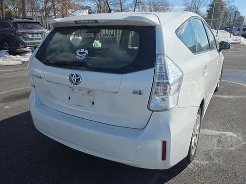 2013 Toyota Prius v 