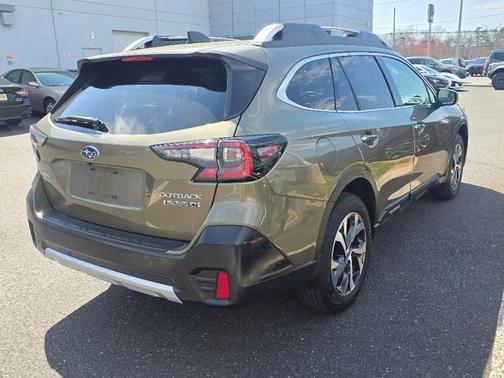 Autumn Green Metallic 2022 Subaru Outback Touring XT