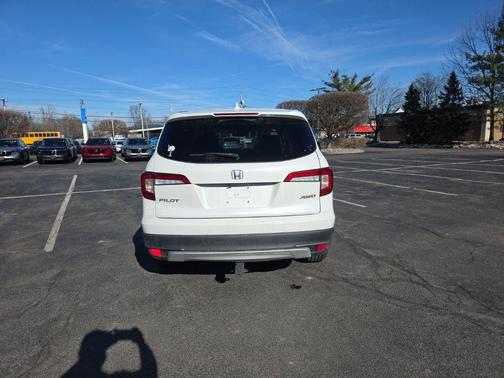 2020 Honda Pilot AWD EX