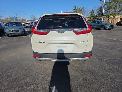 White Diamond Pearl 2018 Honda CR-V EX-L