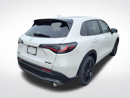 Platinum White Pearl 2026 Honda HR-V AWD Sport