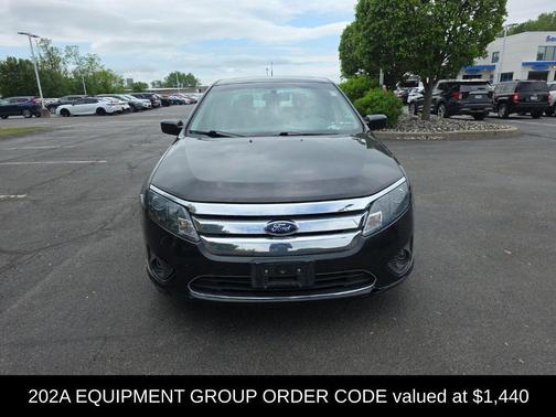 TUXEDO BLACK METALLIC 2012 Ford Fusion SE