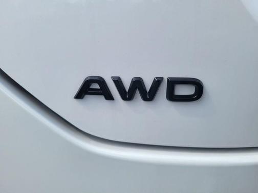 Platinum White Pearl 2026 Honda Pilot Sport