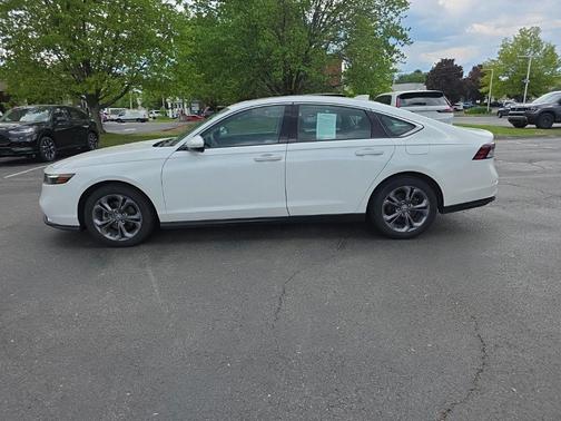 Platinum White Pearl 2023 Honda Accord EX