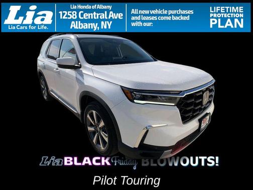 2025 Honda Pilot Touring 8-Passenger
