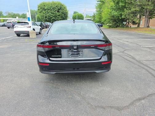 Crystal Black Pearl 2023 Honda Accord EX