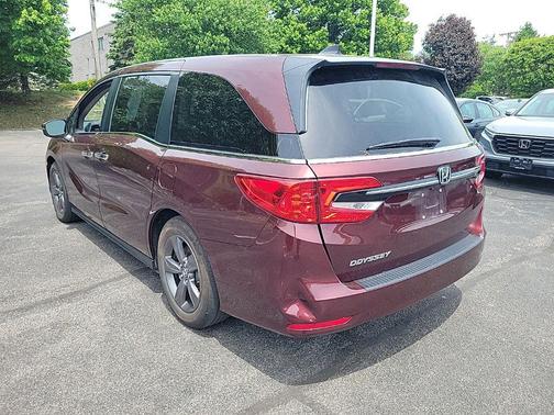 Deep Scarlet Pearl 2021 Honda Odyssey EX