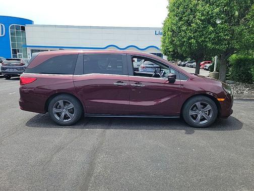 Deep Scarlet Pearl 2021 Honda Odyssey EX
