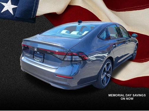 Meteorite Gray Metallic 2026 Honda Accord SE
