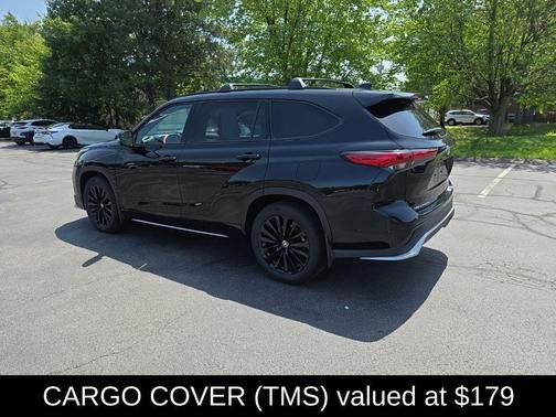 Midnight Black Metallic 2023 Toyota Highlander XSE