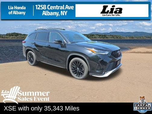 Midnight Black Metallic 2023 Toyota Highlander XSE