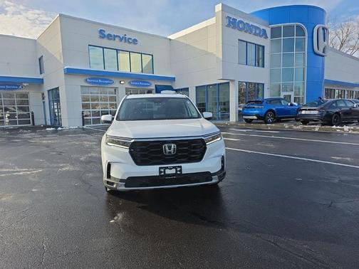 2023 Honda Pilot AWD Elite