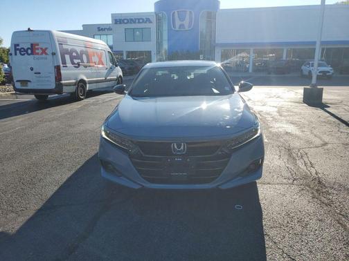 2022 Honda Accord Hybrid Base