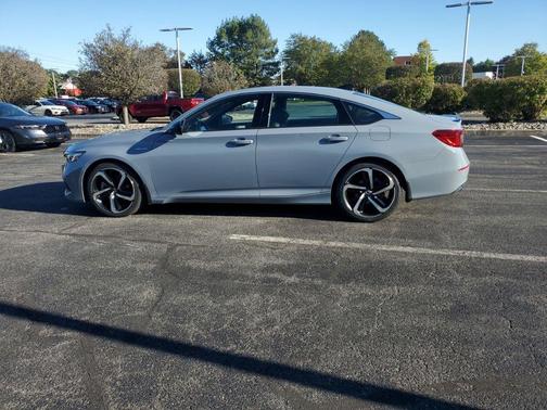 2022 Honda Accord Hybrid Base